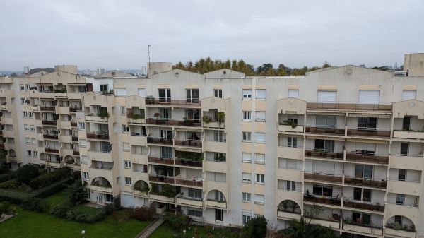 Maîtrise d’oeuvre pour des travaux de rénovation Résidence Domaine Piquecailloux à BORDEAUX
